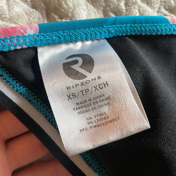 Ripzone Bikini - Picture 5 of 5